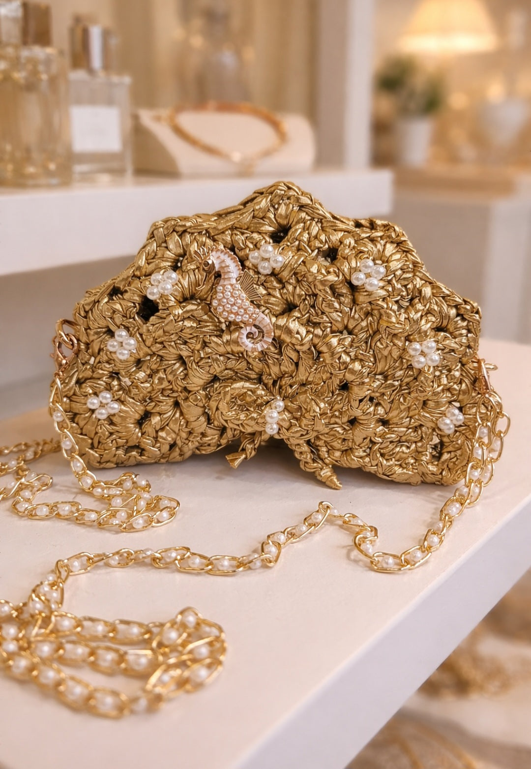 Mini gold shell