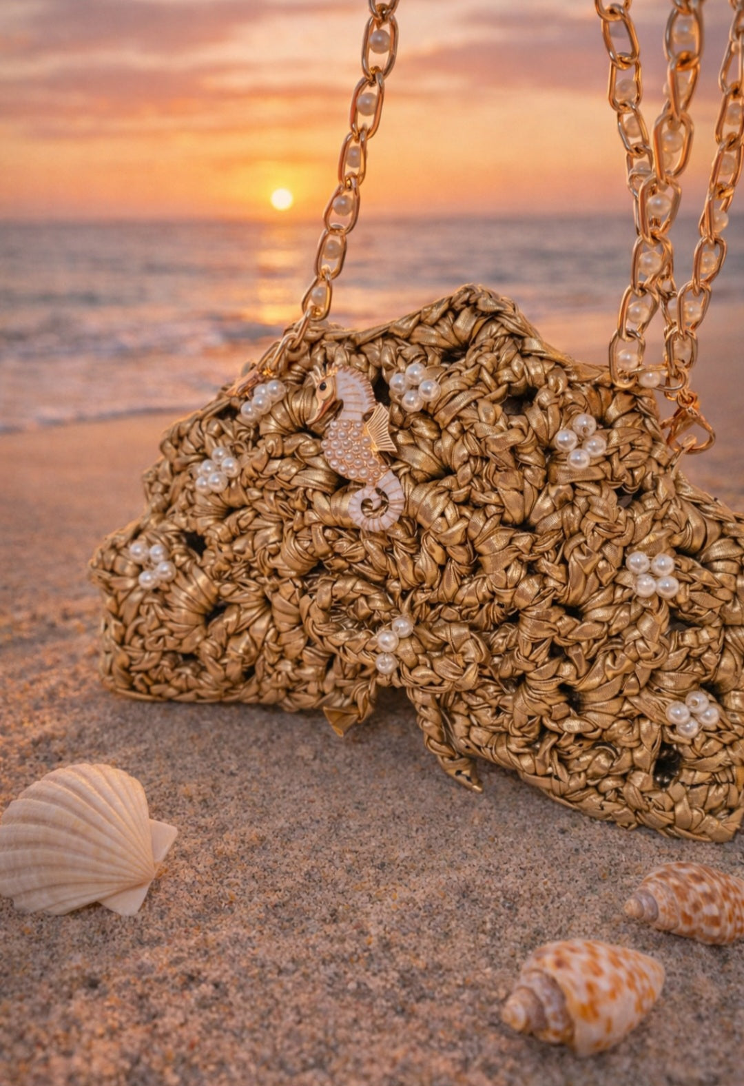 Mini gold shell
