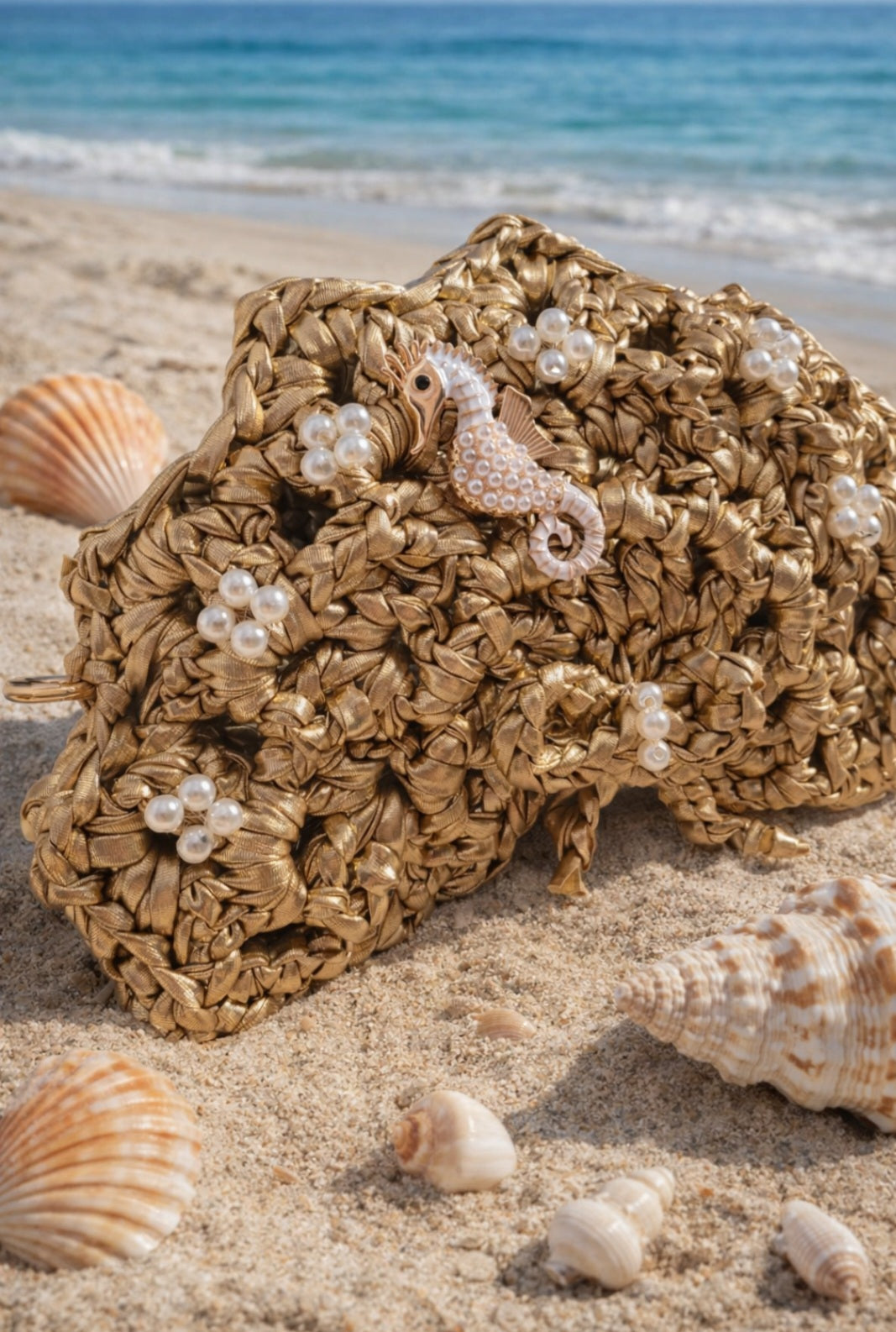 Mini gold shell