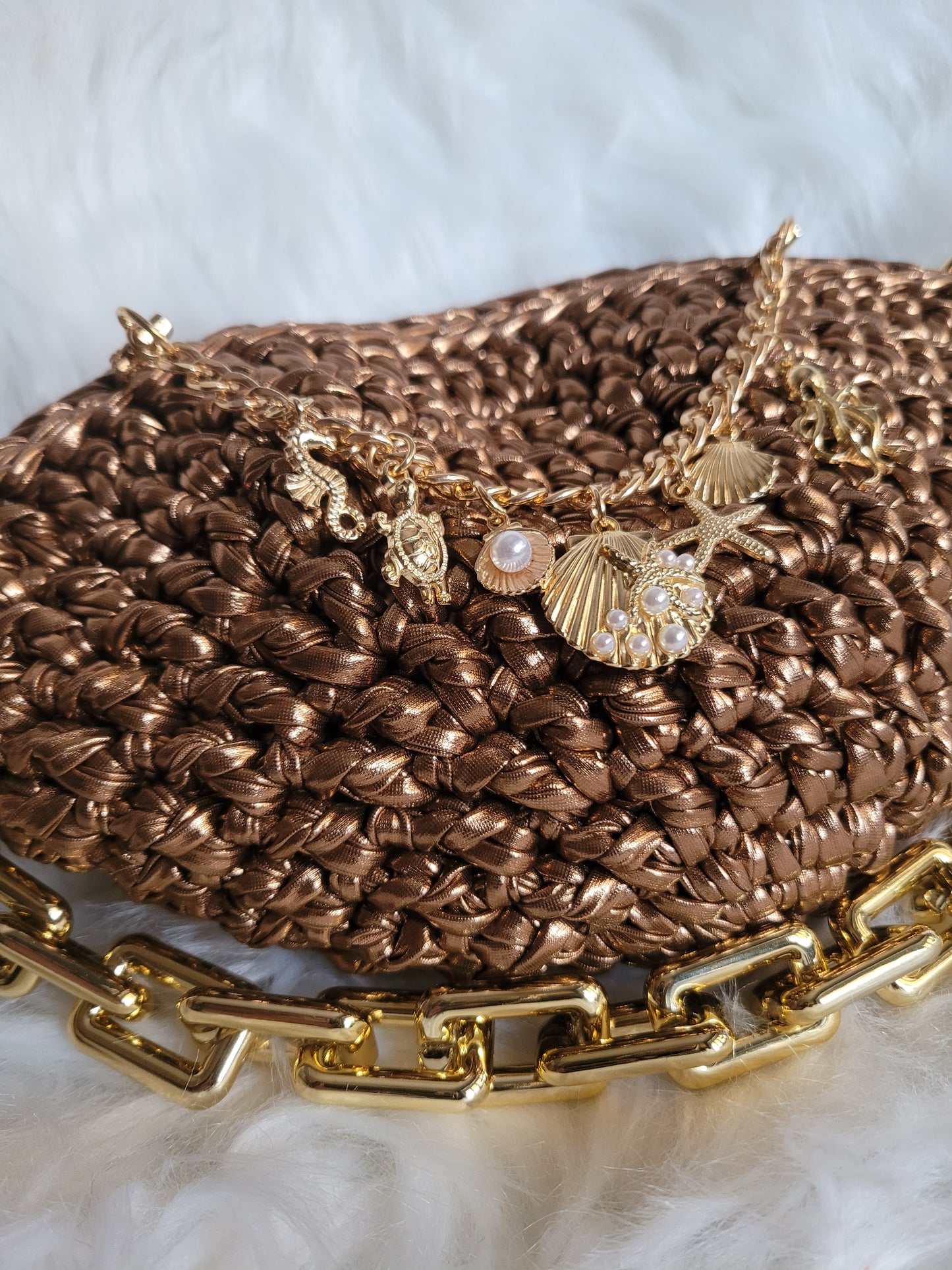 Bronze shell