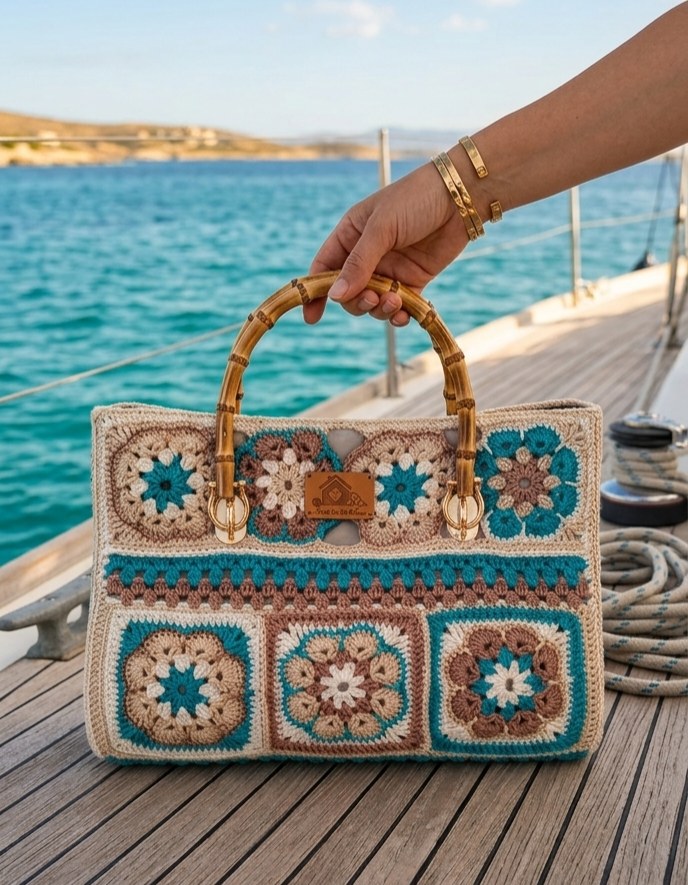 Granny square shopper