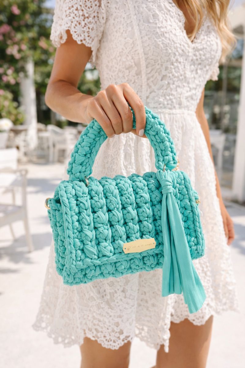 Spring bag
